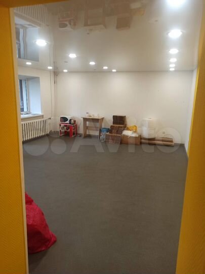 Торговая площадь, 30 м²