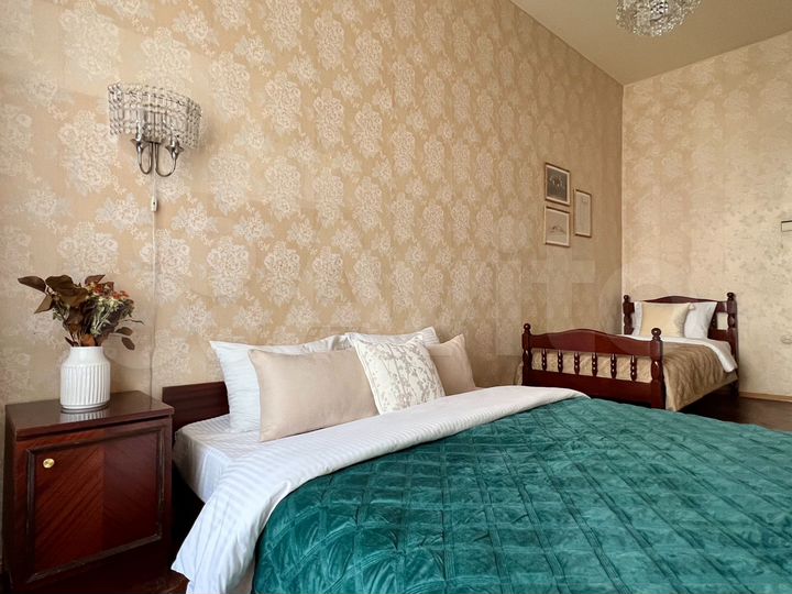 3-к. квартира, 95,5 м², 2/4 эт.