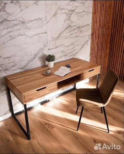 Стол письменный современный