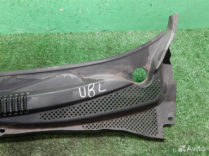 Решетка стеклоочистителей левая Chevrolet Cruze J