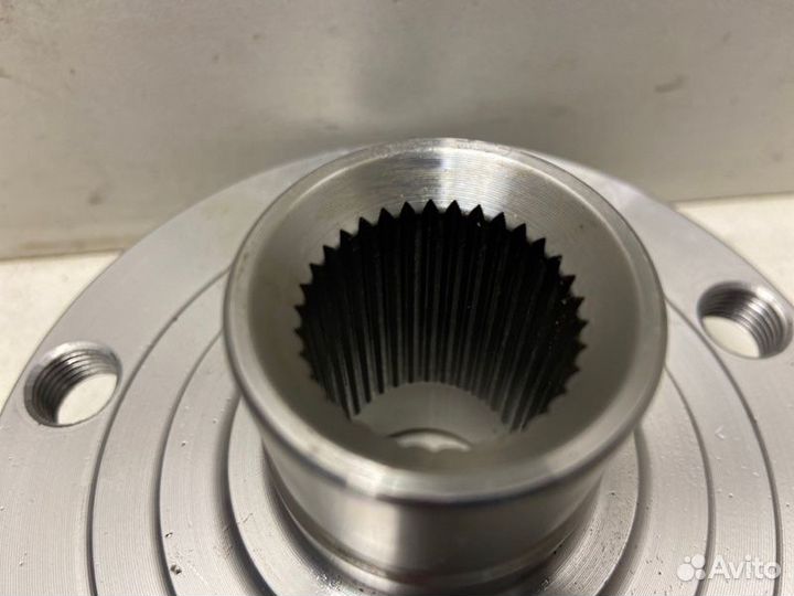 Ступица передняя Audi 100 C3 1982-1991