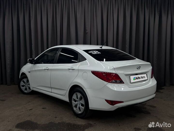 Hyundai Solaris 1.6 МТ, 2015, 180 000 км