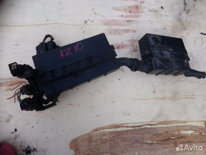 Блок предохранителей Nissan Cube (Z10) I (1998–200