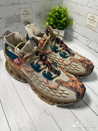 Кроссовки 40