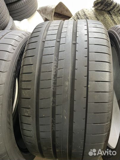 Yokohama Advan Sport V107 285/40 R22 и 325/35 R22 114Y