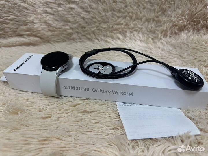 Смарт часы samsung galaxy watch 4