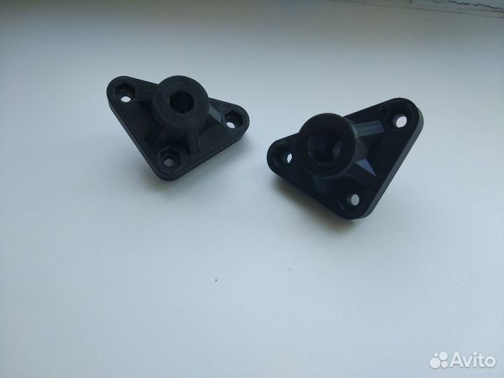 Кронштейн\Втулка трапеции дворников Nissan