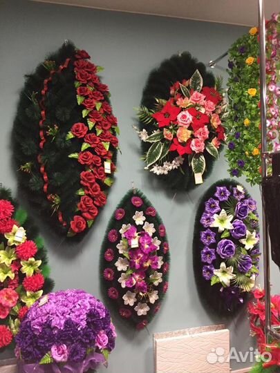 Венки траурные