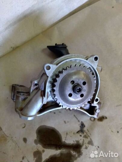 Насос масленный BLF 1.6 Volkswagen Skoda