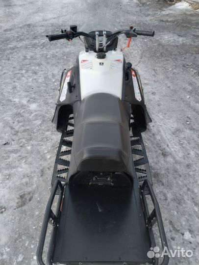 Снегоход Stels