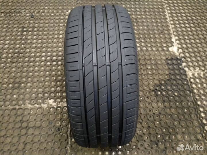 Roadstone N'Fera SU1 245/40 R18 97Y