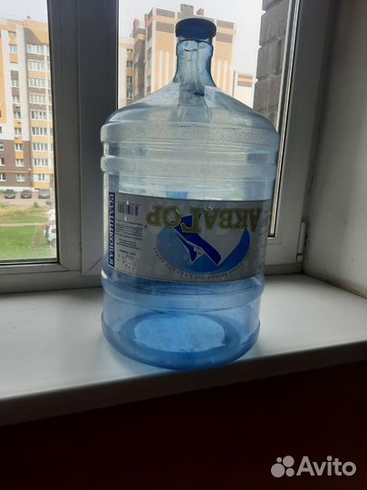 Пластиковые бутылки 19 литров