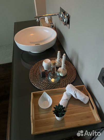 Массажистка/массажист