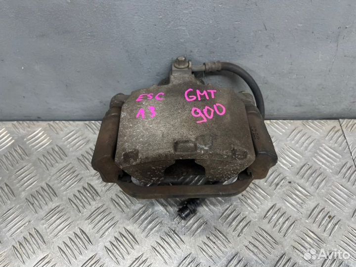 Суппорт задний левый Cadillac Escalade GMT900 L92