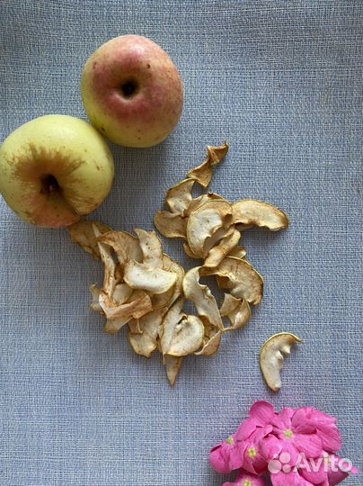 Сушеные яблоки, фрипсы