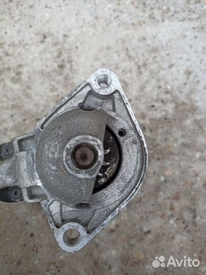 Toyota Corolla E12 Auris стартер