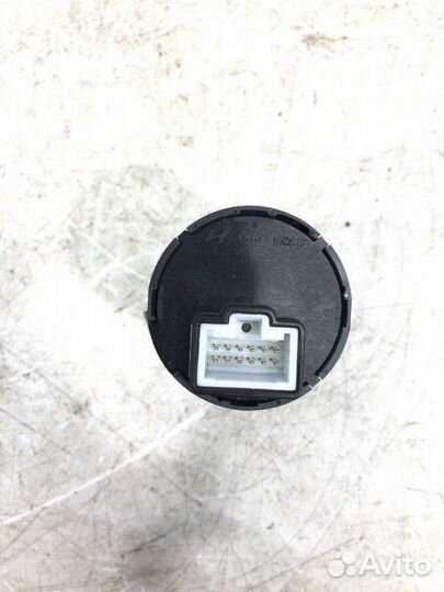 Кнопка запуска двигателя Kia Sorento 3 UM