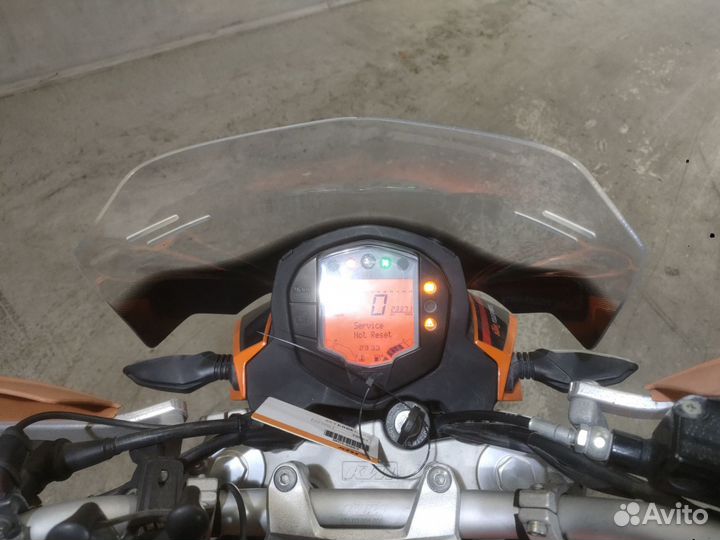 KTM 200 Duke 041610