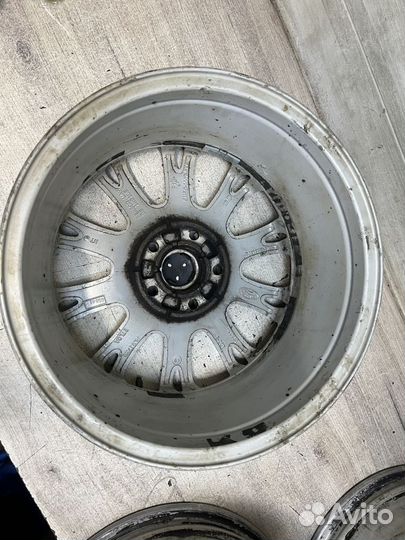 Комплект литых дисков Ford R16
