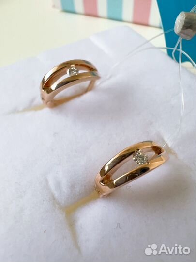 Золотые серьги с бриллиантами