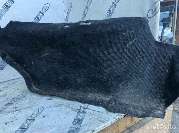 Обшивка багажника BMW e36 оригинал