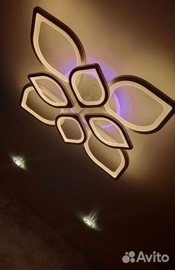 Люстра потолочная новая