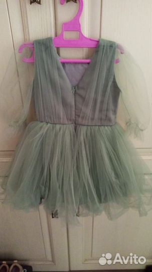 Нарядное платье для девочки р. 98, 104