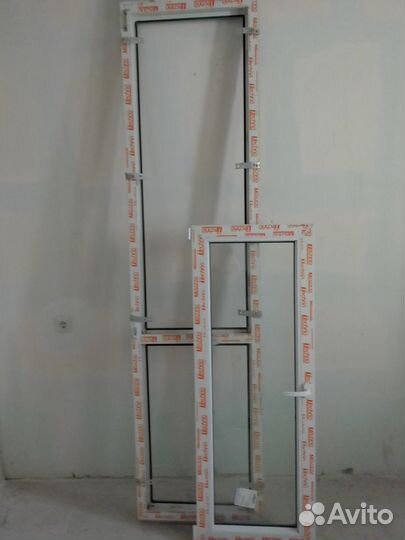 Остекление лоджии из новостройки