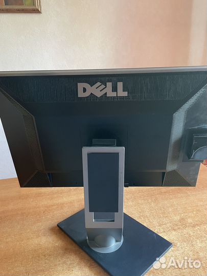 Монитор Dell U2410