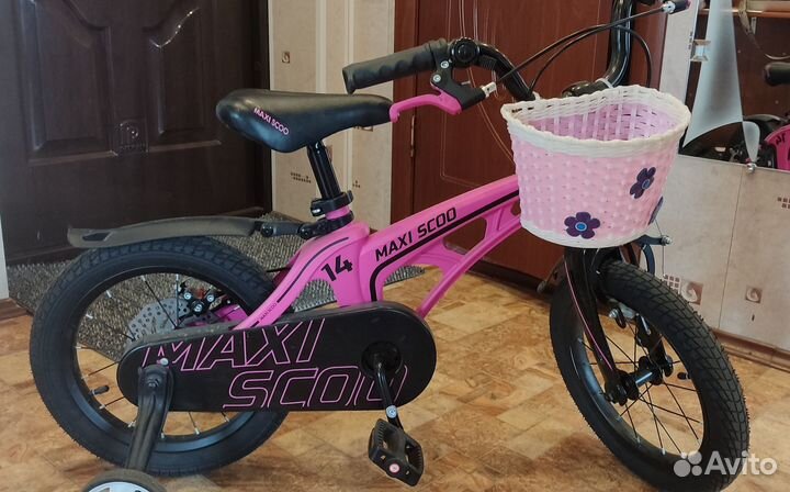 Детский трехколесный велосипед