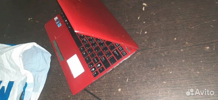 Продам нетбук