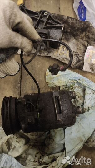 Компрессор кондиционера пассат б5