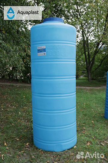 Бак пластиковый пищевой 1 куб (вертикальный)