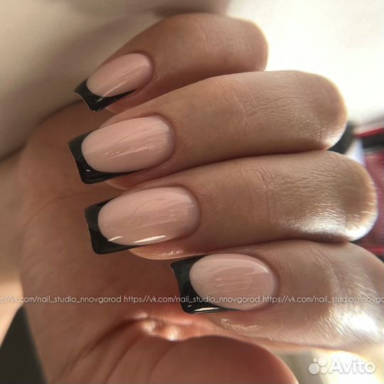 Наращивание ногтей/маникюр/педикюр