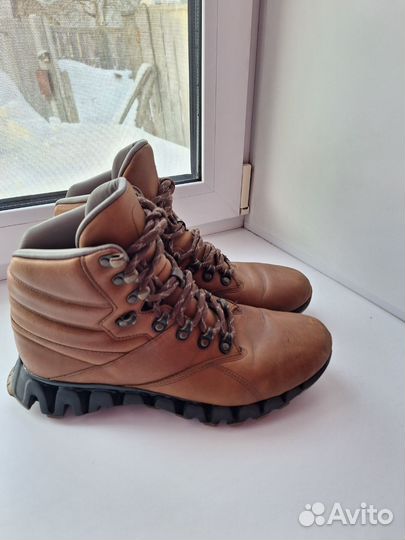 Ботинки мужские Reebok демисезонные 44 размер