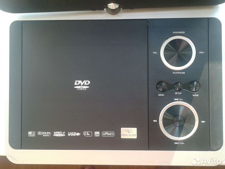 Портативный dvd проигрыватель с 9