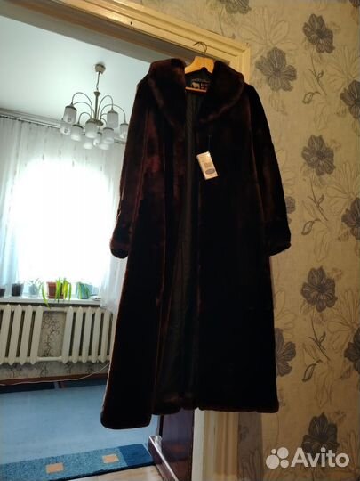 Мутоновая шуба новая 50 52 размер