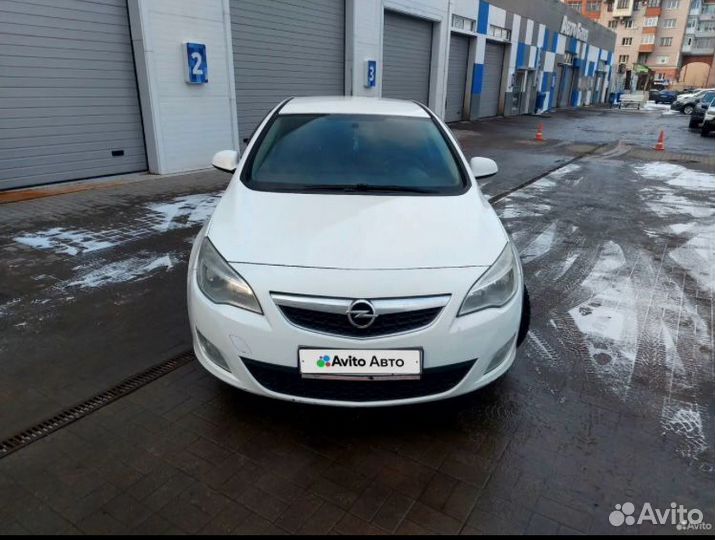Opel Astra 1.6 МТ, 2012, 230 000 км