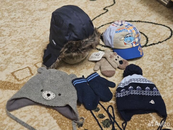 Детские шапочки и варежки на 1-2 года, Детский мир