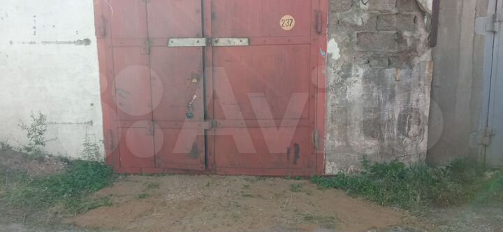 Гараж, > 30 м²