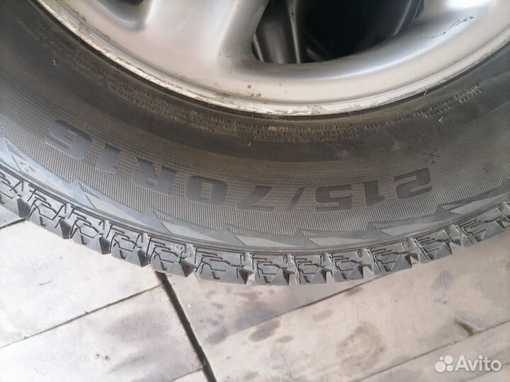 Зимние шины 215 70 r 16
