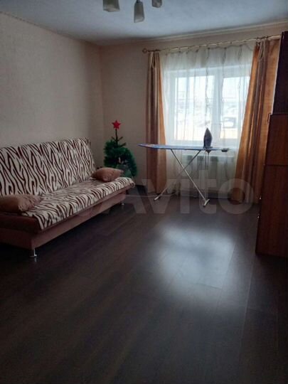 Дом 212 м² на участке 9 сот.