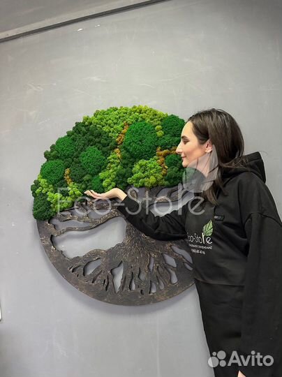 Древо из мха с позолотом