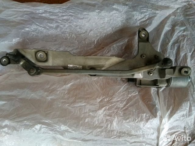 Правая трапеция стеклоочистителя VW Phaeton