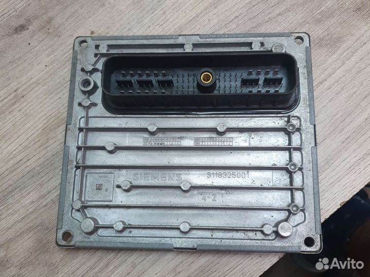 Блок управления двигателем ford focus 2