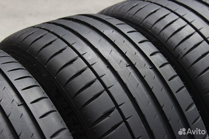 Michelin Pilot Sport 4 245/45 R17 99Y