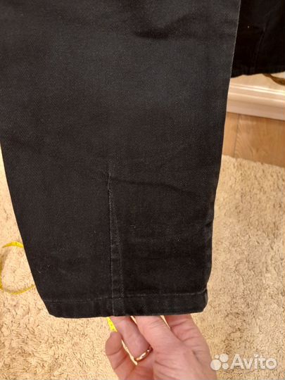 Джинсы черного цвета