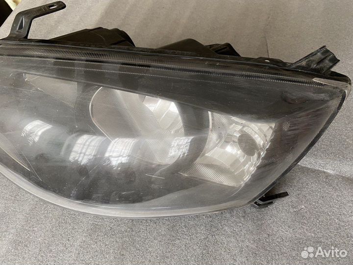 Фара передняя левая LADA Kalina