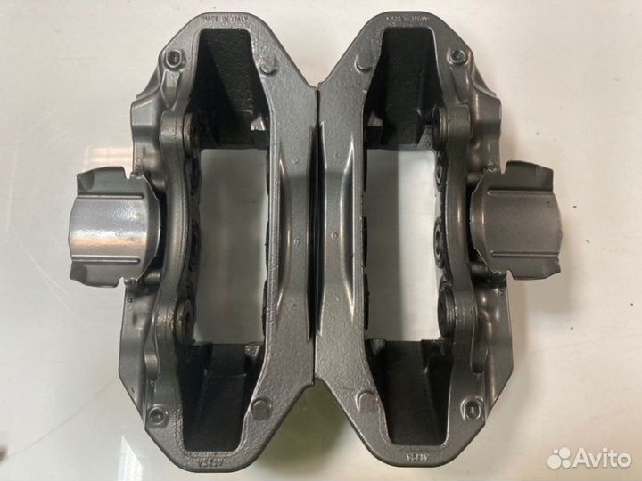 Тормозной суппорт передний Land Rover Range Rover