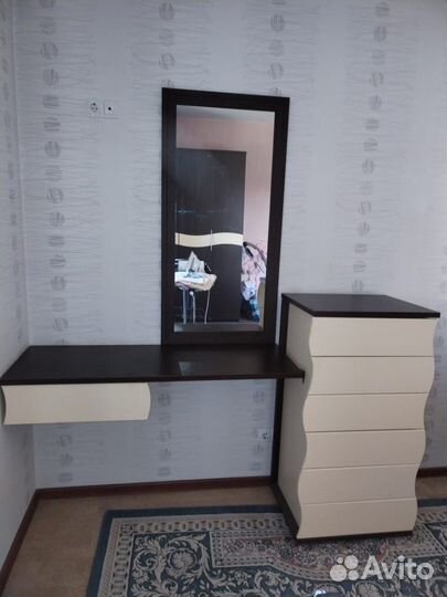 Шкаф,Кровать,комод,зеркало,мебель,кресло